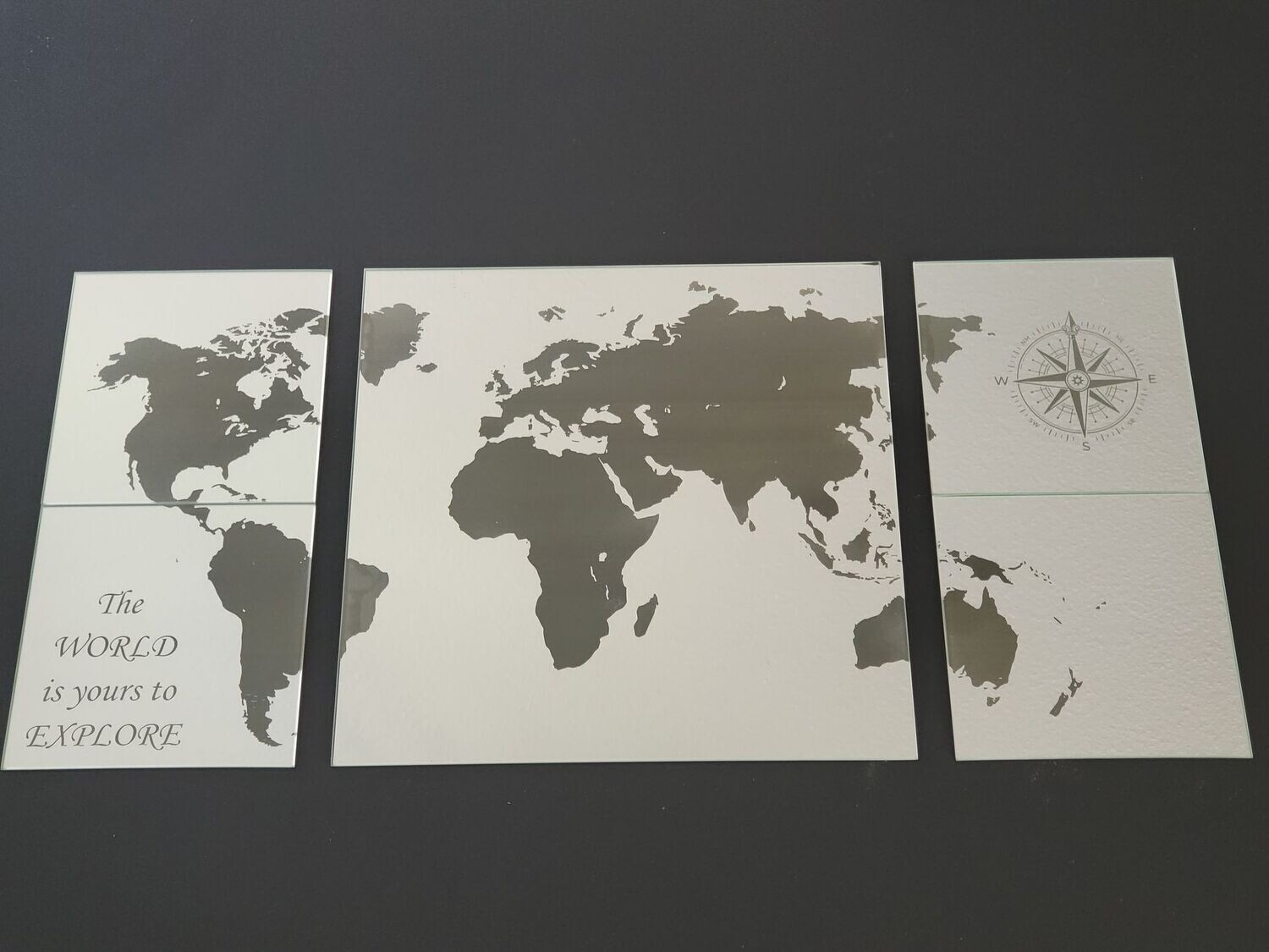 Spiegel mit Weltkarte personalisierbar