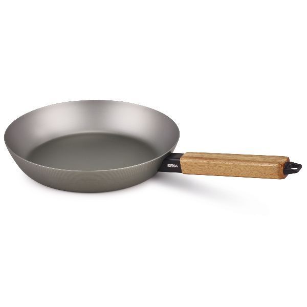 Poêle BEKA 24 cm - Nomad : L&#39;élégance robuste pour une cuisine d&#39;exception