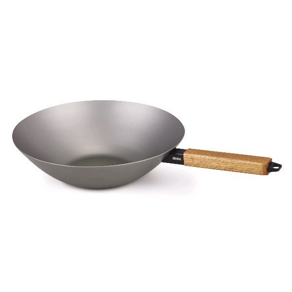 Poêle Wok 24 cm Nomad BEKA  : Performance Professionnelle et Design Authentique en Acier Carbone et Bois d&#39;Acacia.