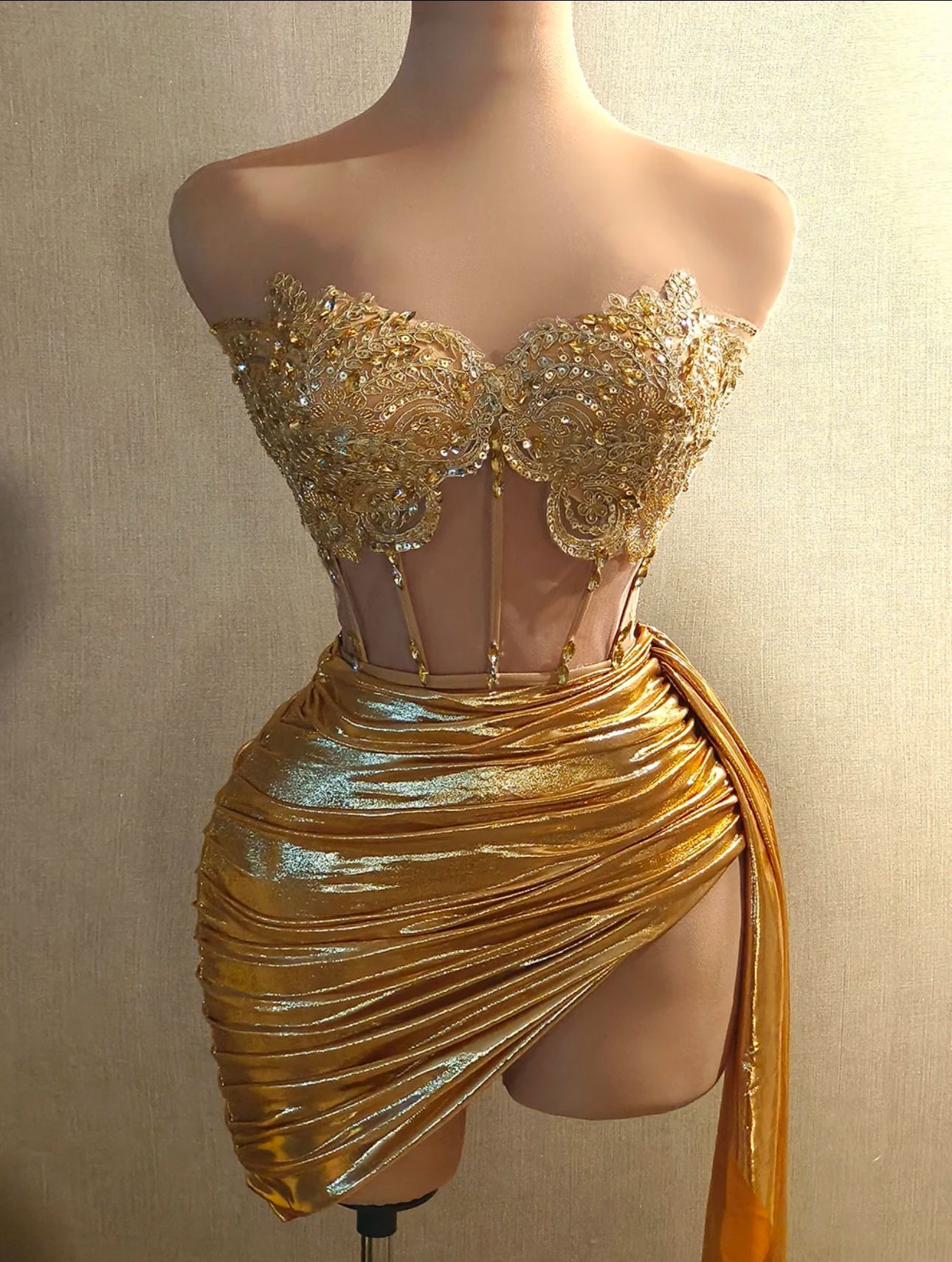 ​VIRGELINA Luxury gold sexy