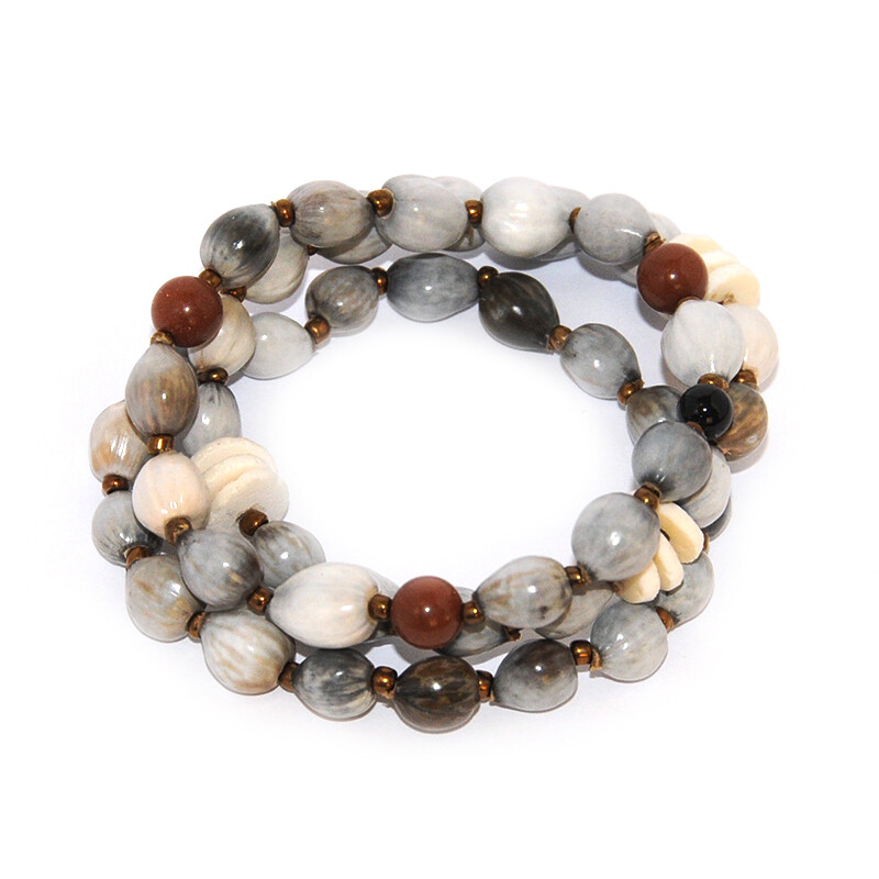 3 bracelets with Zulu seeds, ostrich eggshell and Goldstone and Onyx stones