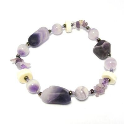 Tumbled and polished Amethyst, with ostrich eggshell and Amethsyt chips bracelet