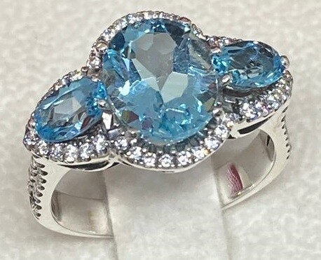 Blue Shouldered Ring