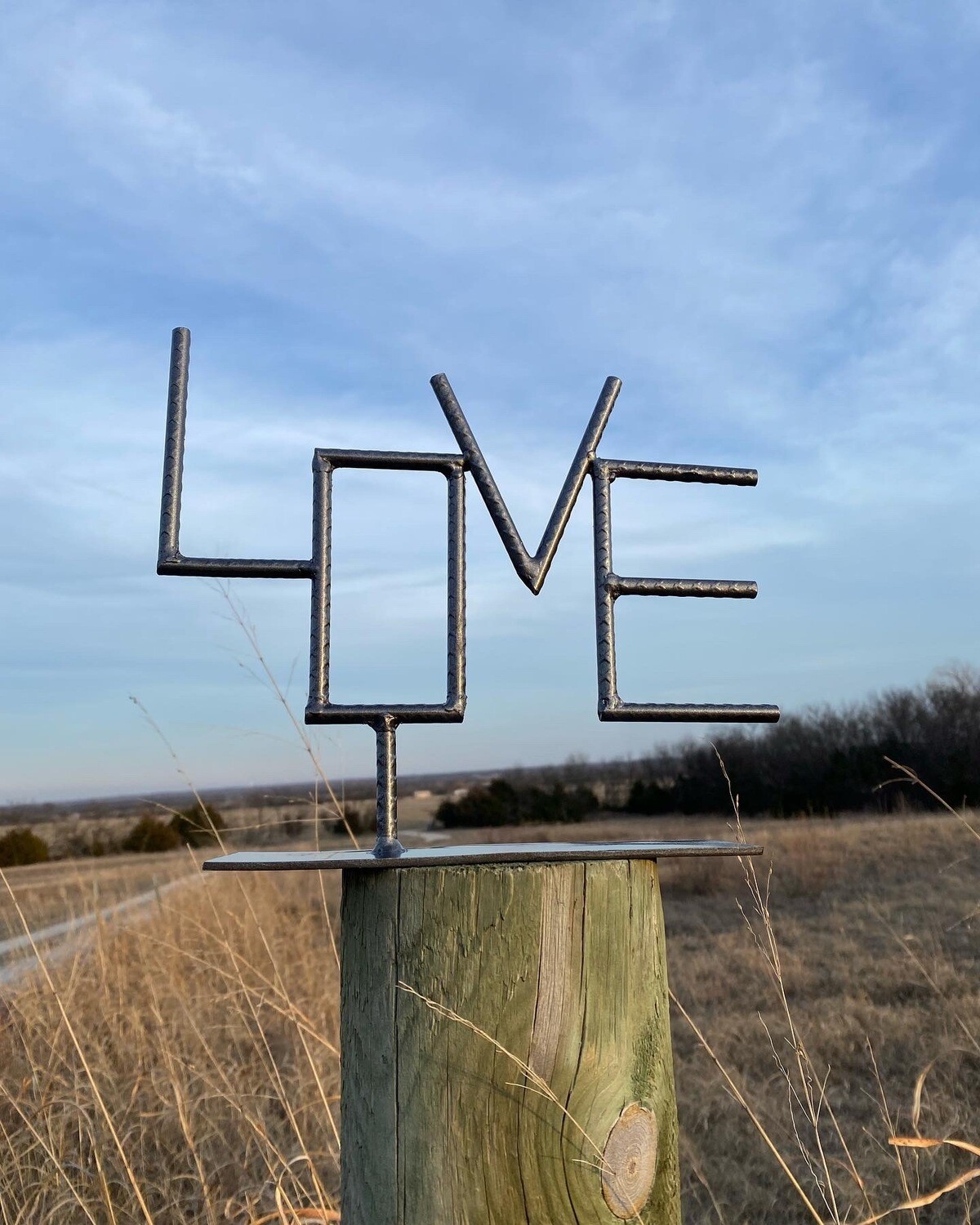 Rebar &quot;LOVE&quot; Sign