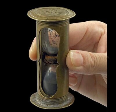 Very rare small ecclesiastical hourglass for travel 17th-18th century