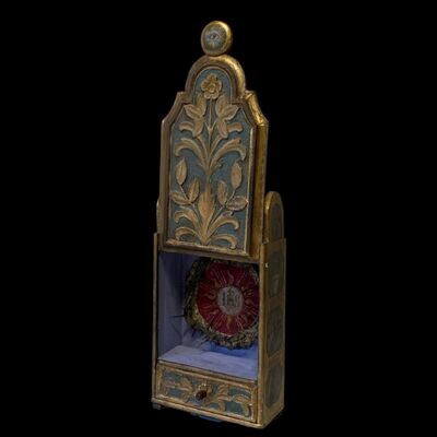 Travel reliquary altar with crown of thorns Italy 19th century
