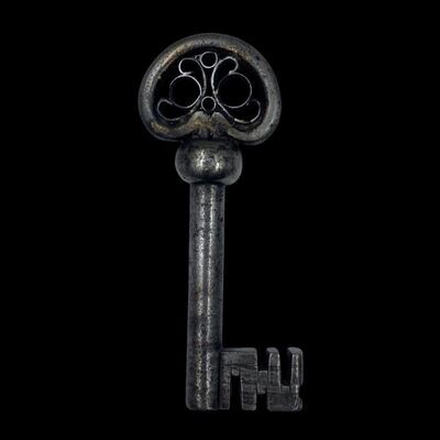 Forged iron key, Italy 17th century
