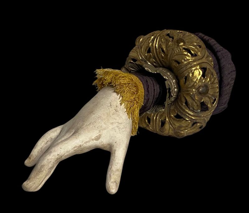 Plaster sculpture RIGHT hand and accessories gilded bronze and fabric, Italy 19th century