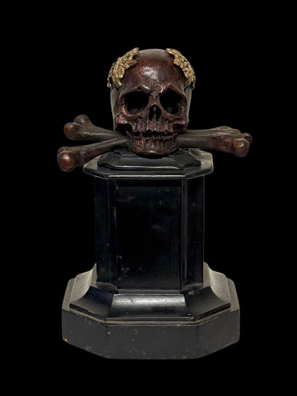 A-Sculpture of a complete skull with laurel wreath Memento Mori, Italy/France 18th/19th century