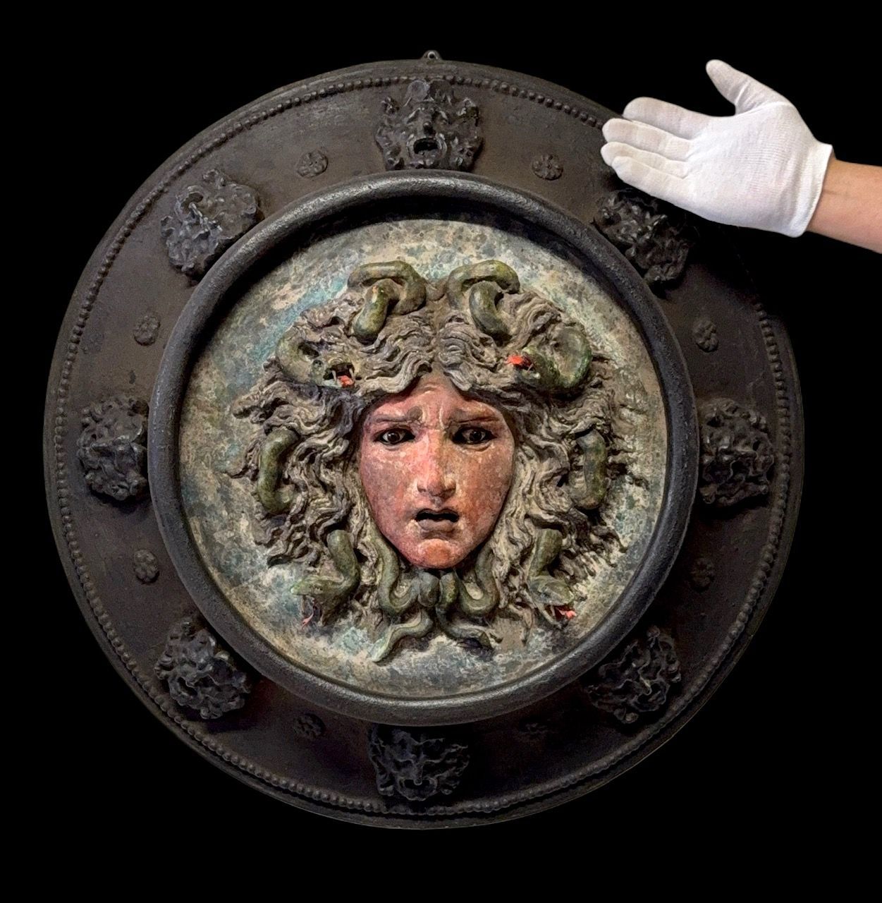Capolavoro scultoreo di Medusa in Gesso, Legno e altri materiali, Italia XIX secolo