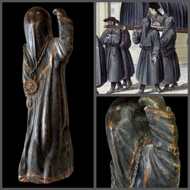 Rara scultura popolare in legno Penitente della Confraternita della buona Morte, Spagna circa 1900