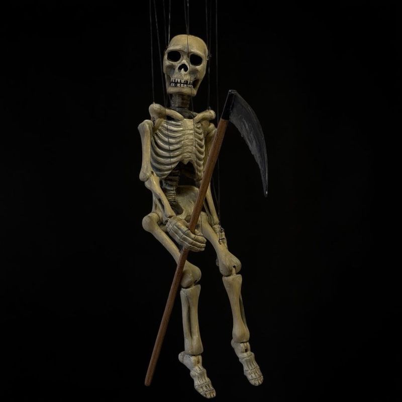 Rara marionetta siciliana raffigurante la Morte,  XIX secolo.