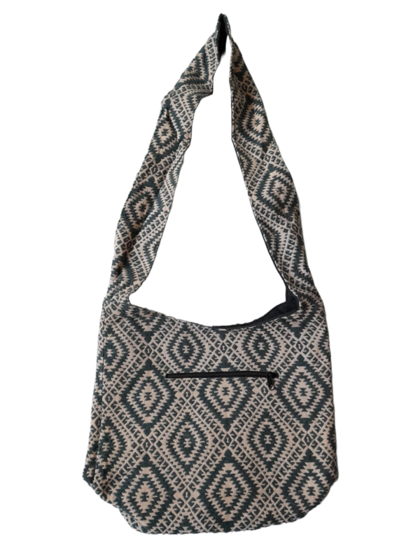 Große Hippie-Handtasche: schwarze Rauten auf weißem Grund  (35x25x12cm)