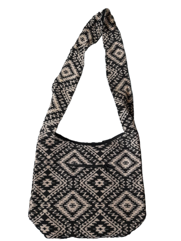 Große Hippie-Handtasche: schwarz weiß gescheckt (35x25x12cm)