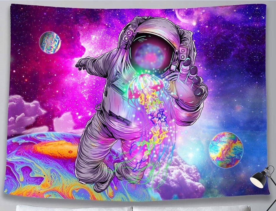 Trippy Wandtuch/Wandteppich: Astronaut auf LSD