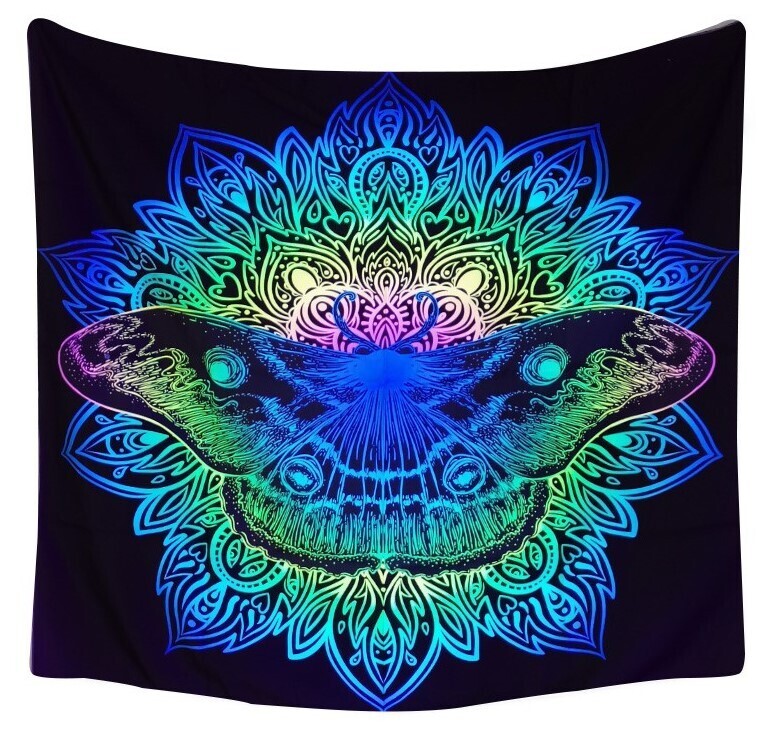 UV-Licht aktives Wandtuch/Wandteppich: Leuchtender Schmetterling (Schwarzlicht aktiv)