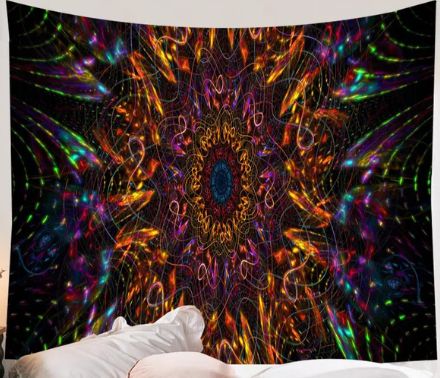 UV-Licht aktives Wandtuch/Wandteppich: Fraktale Iris (Schwarzlicht aktiv)