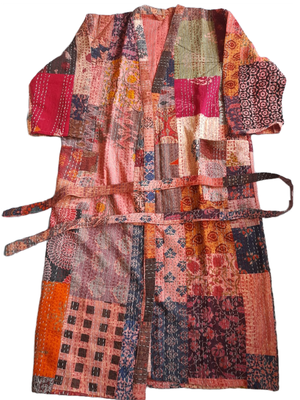 Langer Mantel im Patchwork-Design, für kühle Tage