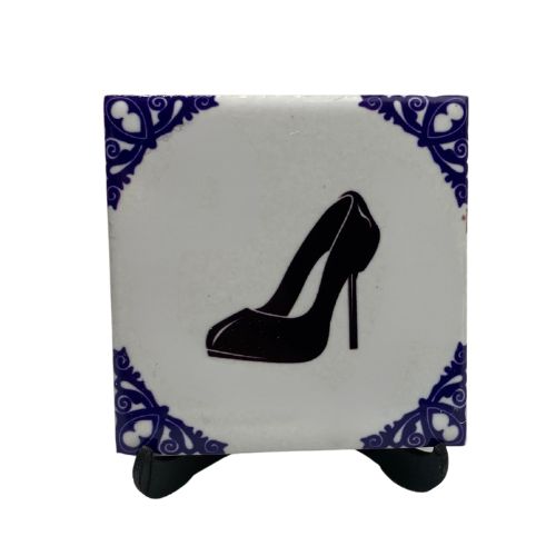 Tegel 'hoge nood' naaldhak