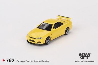 [PREORDER] #762 MINIGT Nissan Skyline GT-R (R34) V-Spec Lightning Yellow