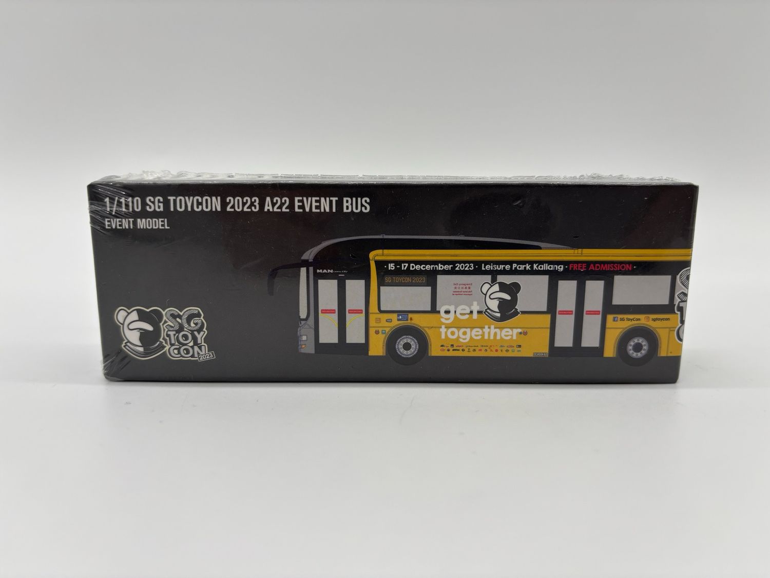 Masterpiece Collectibles 2023 SG TOYCON A22 1/64 Event Bus Singapore