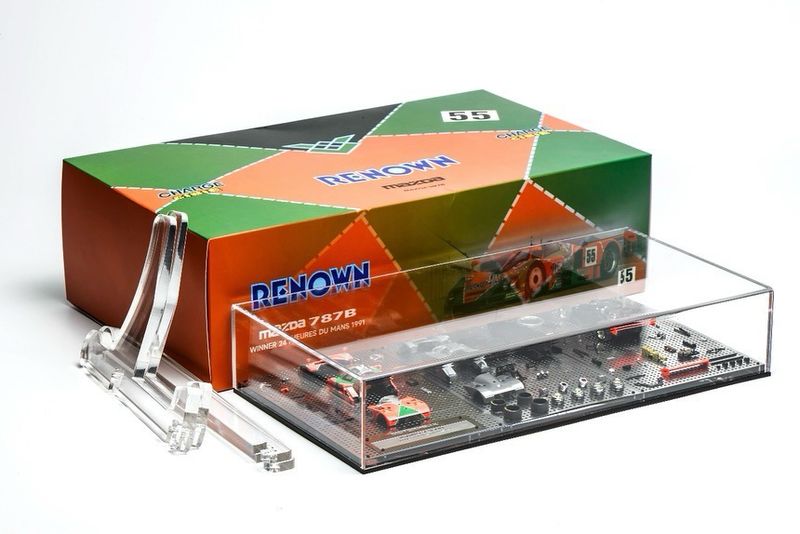 [PREORDER] MOTORHELIX 1:64 Mazda 787B Limited Edition Exhibition Set | 2025 HEC Hobby Expo China