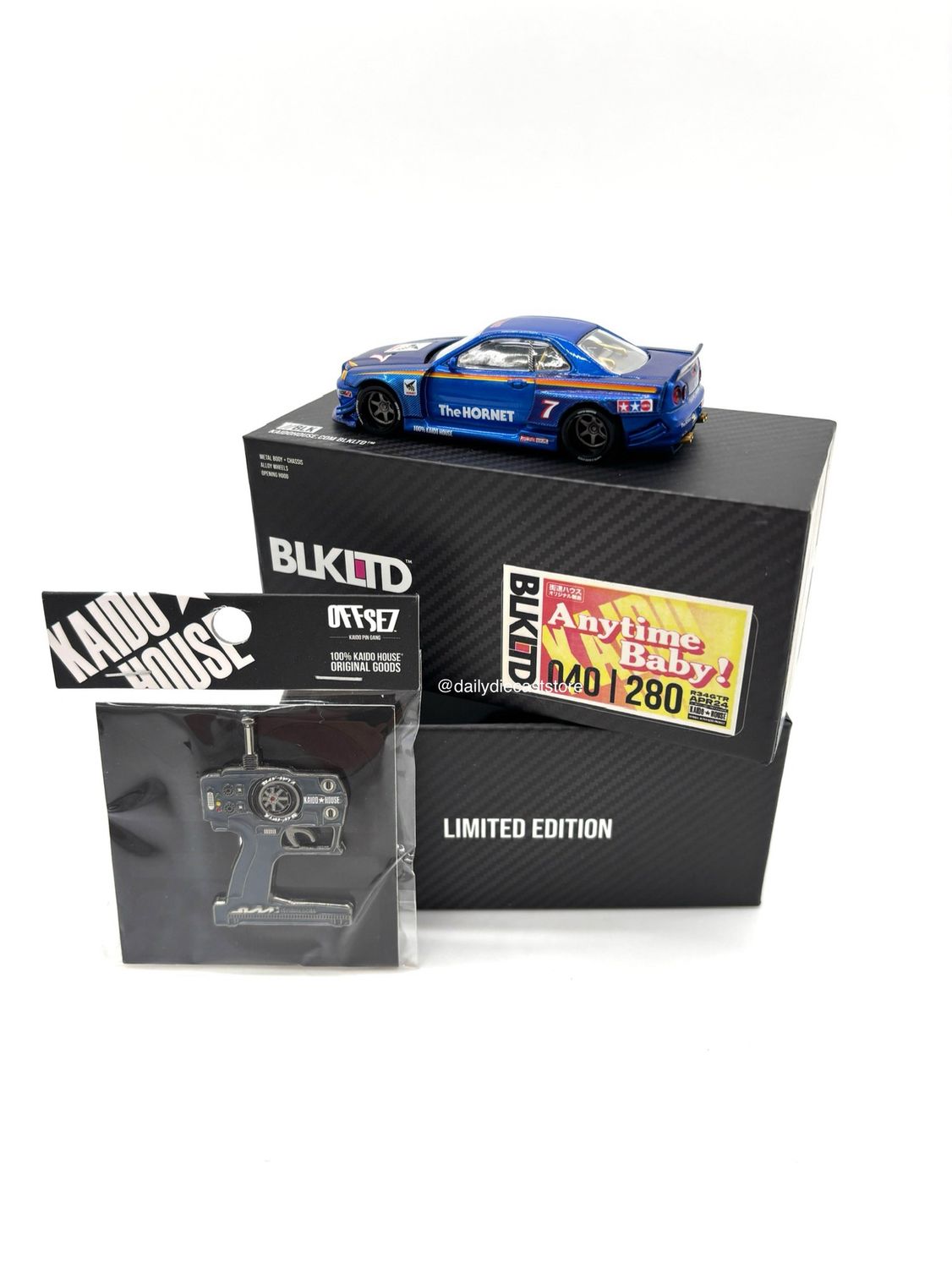 KAIDOHOUSE x TAMIYA BLK LTD NISSAN SKYLINE GT-R (R34) &quot;THE HORNET&quot; (KHMG104) | with Pin | Unsealed