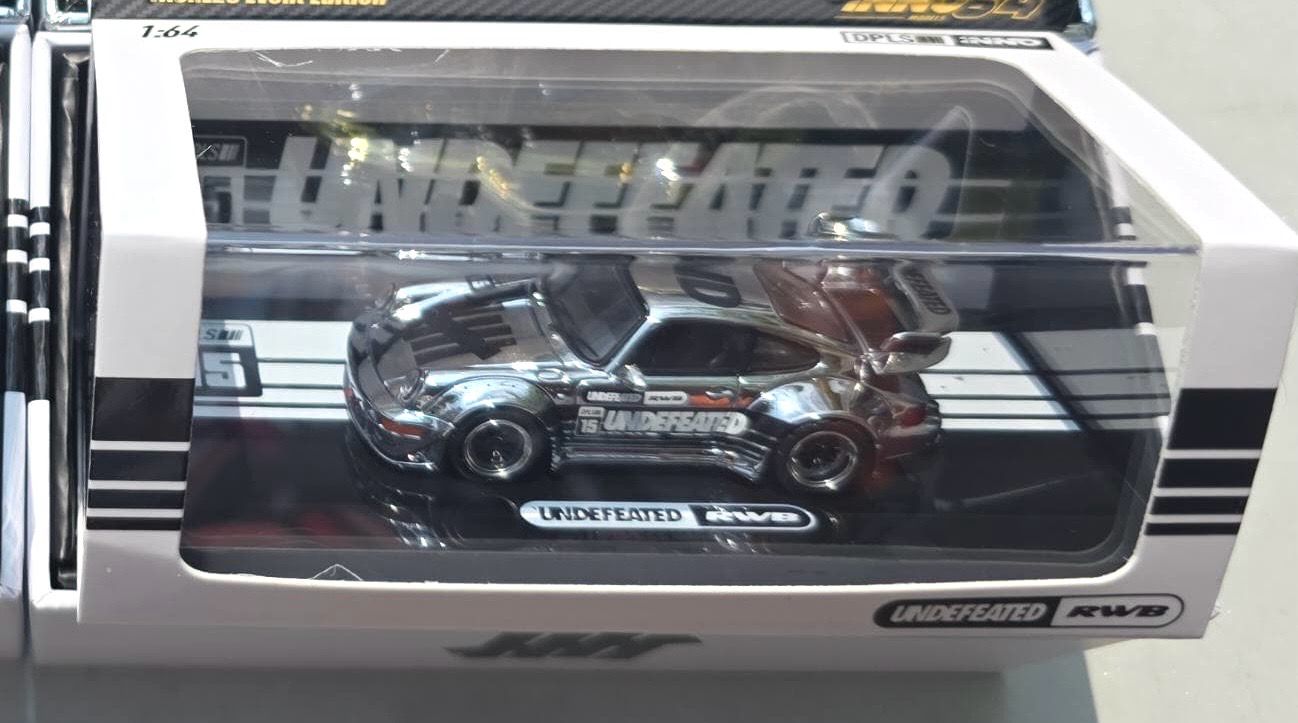INNO64 x DPLS x UNDEFEATED Porsche RWB 993 Silver Chrome Chase | 2025 Tokyo Auto Salon TAS KL