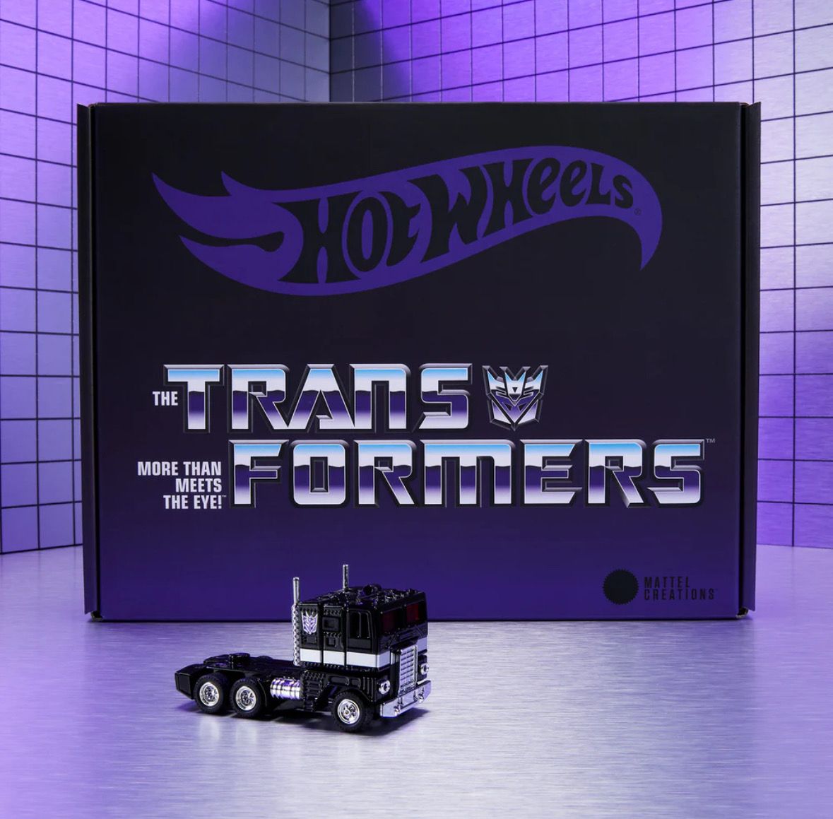 [PREORDER] Hot Wheels RLC Transformers Nemesis Prime