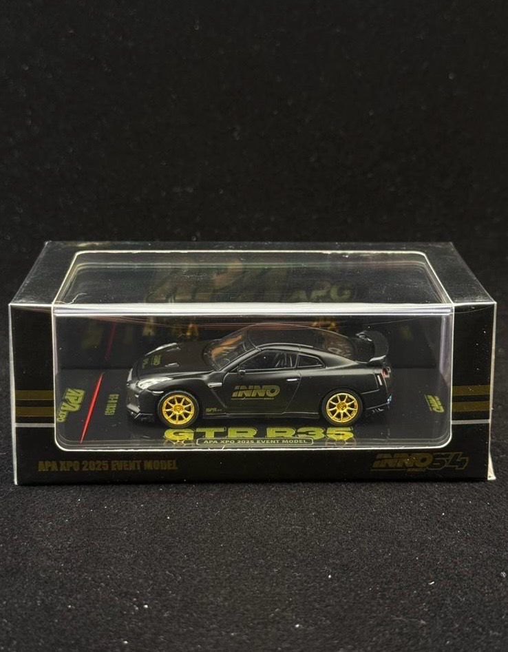 [PREORDER] INNO64 Nissan GT-R R35 Mystery Pack Exclusive Black | 2025 Auto Passion Alliance (APA)