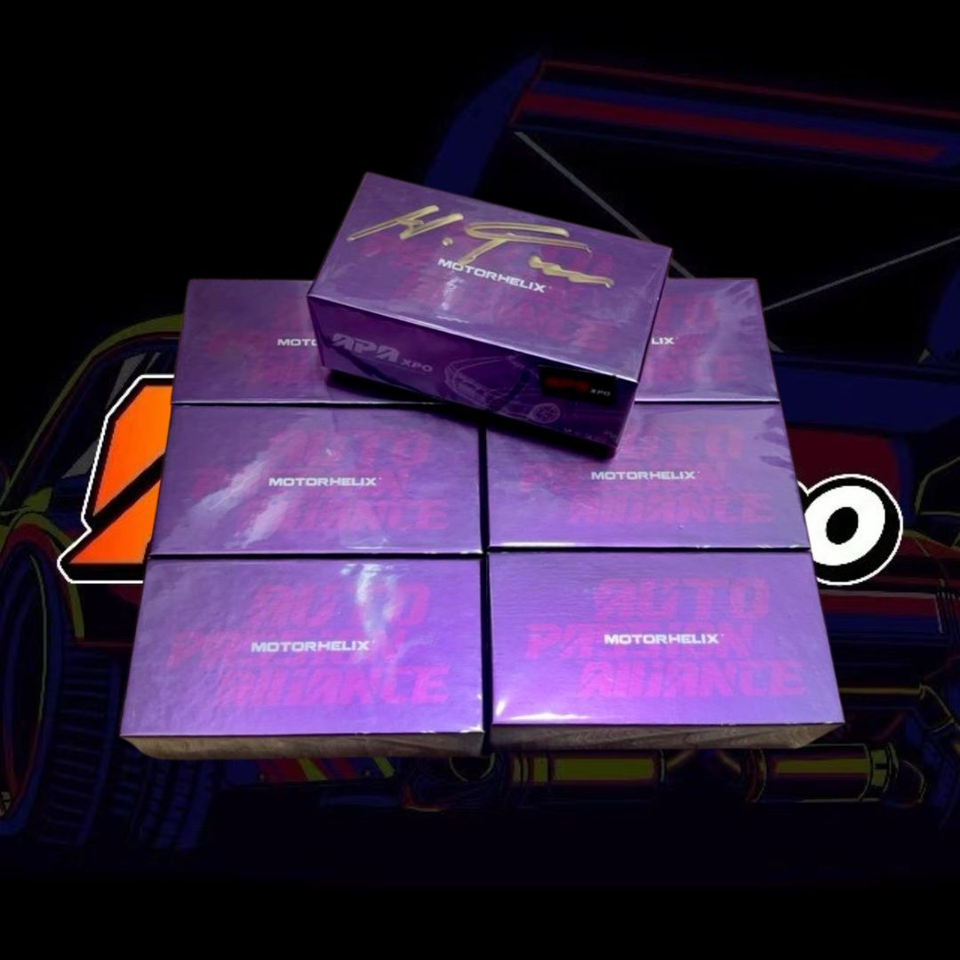 [PREORDER] Motorhelix Nissan Skyline GT-R R34 Mystery Pack Chase Purple | 2025 Auto Passion Alliance (APA)