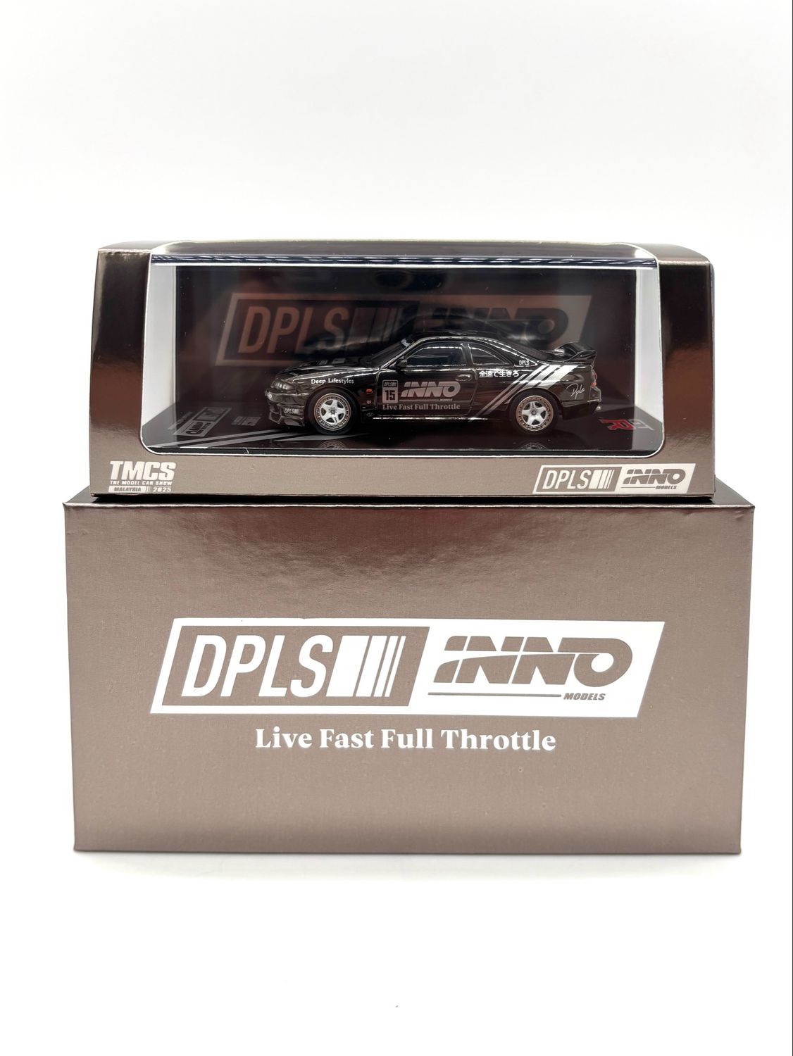 INNO64 x DPLS Nissan Skyline R33 GT-R Chrome Black Chase | 2025 The Model Car Show TMCS