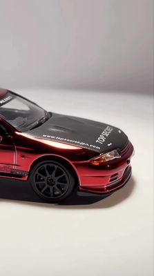 1073 MINI GT Nissan Skyline GT-R32 Top Secret Chrome Red + Top