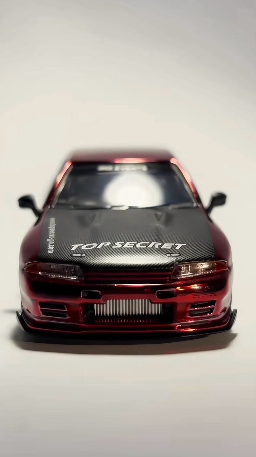 1073 MINI GT Nissan Skyline GT-R32 Top Secret Chrome Red + Top
