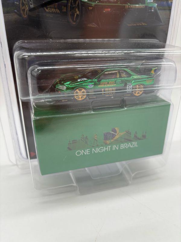 [PREORDER] #1017 MINI GT Nissan LB-ER34 Super Silhouette Skyline Green Chrome Dinner Exclusive | 2025 Salão Diecast Brazil