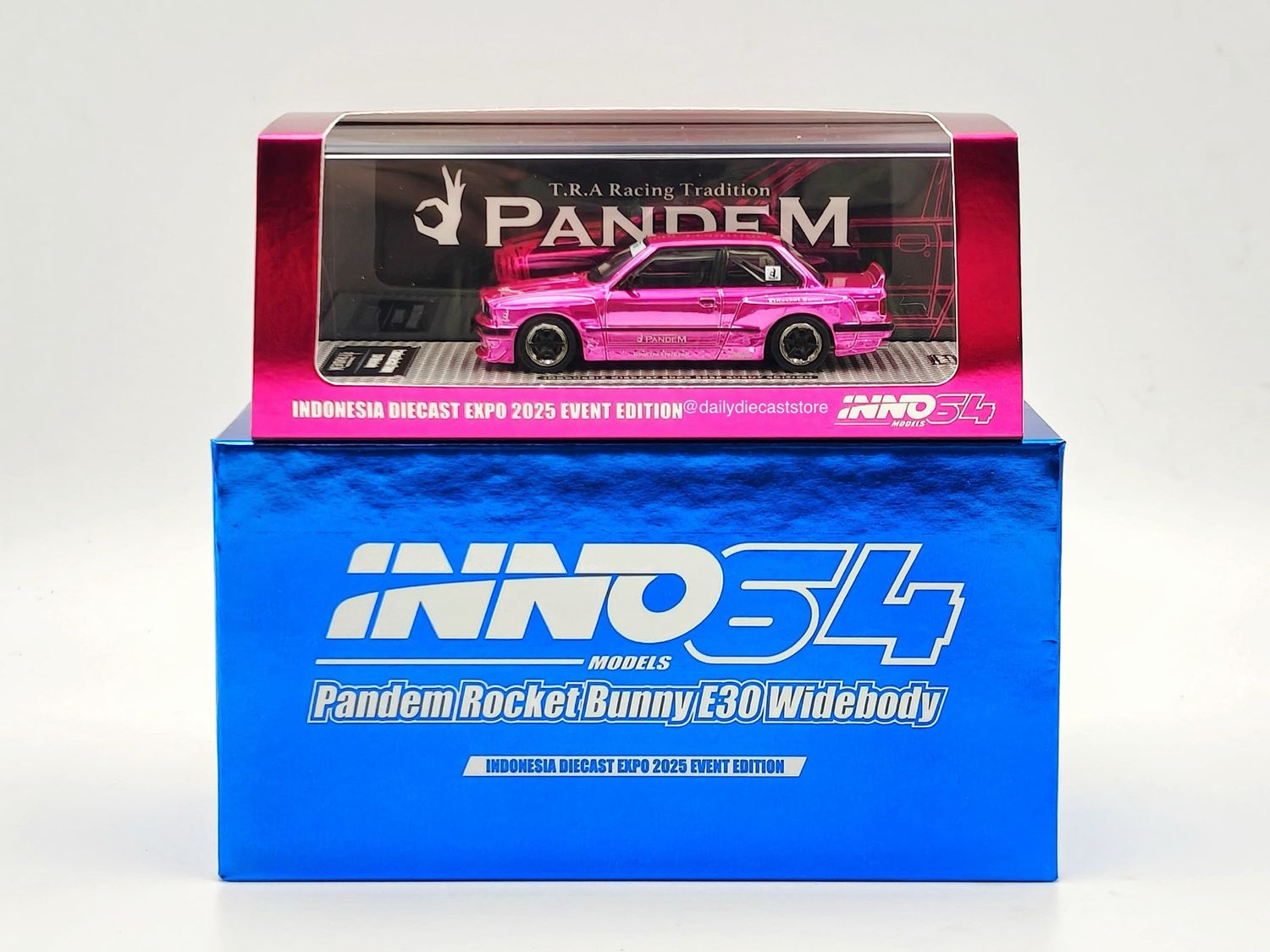 INNO64 BMW E30 Widebody “Pandem Rocket Bunny" Pink Chrome Chase | 2025 Indonesia Diecast Expo (IDE-XII) INNO64 BMW E30 Widebody “Pandem Rocket Bunny" Pink Chrome Chase | 2025 Indonesia Diecast Expo (IDE-XII)