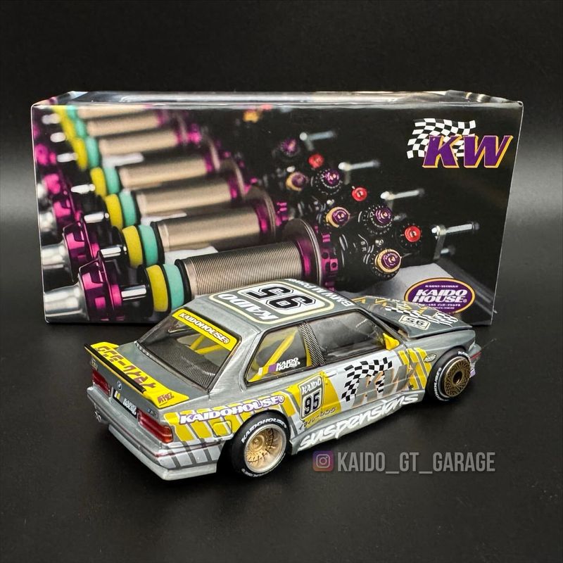 KAIDOHOUSE BMW E30 M3 KAIDO KW V1 (KHMG194) | Chase