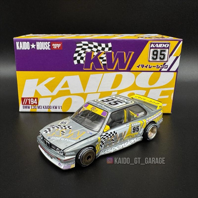 KAIDOHOUSE BMW E30 M3 KAIDO KW V1 (KHMG194) | Chase KAIDOHOUSE BMW E30 M3 KAIDO KW V1 (KHMG194) | Chase