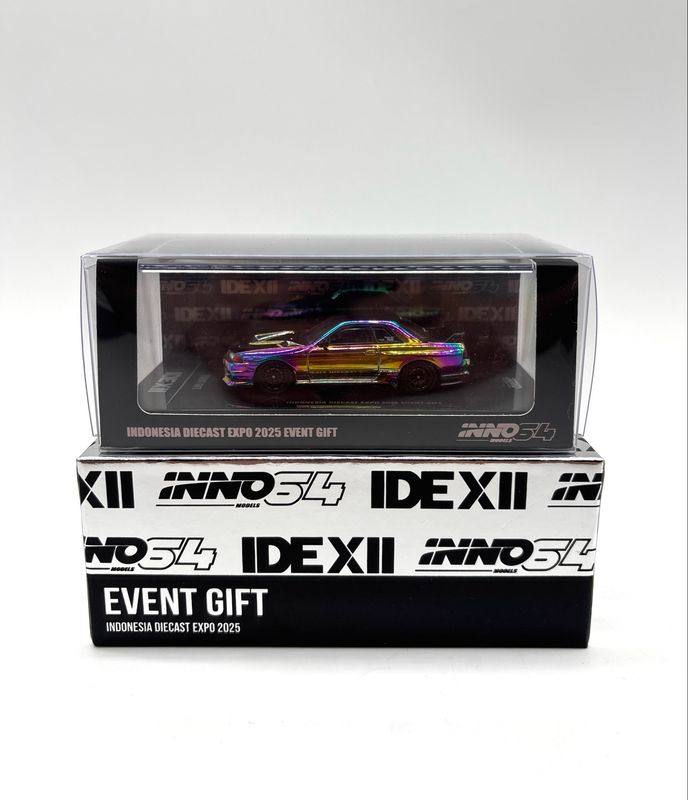 INNO64 Nissan Skyline GT-R32 Iridescent Chrome Lucky Draw Event Gift Edition | 2025 Indonesia Diecast Expo (IDE-XII)