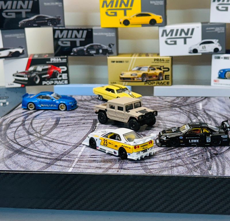 DCM Works 1/64 Scale Model Car Street Drift Pad Controllable Speed USB Supported