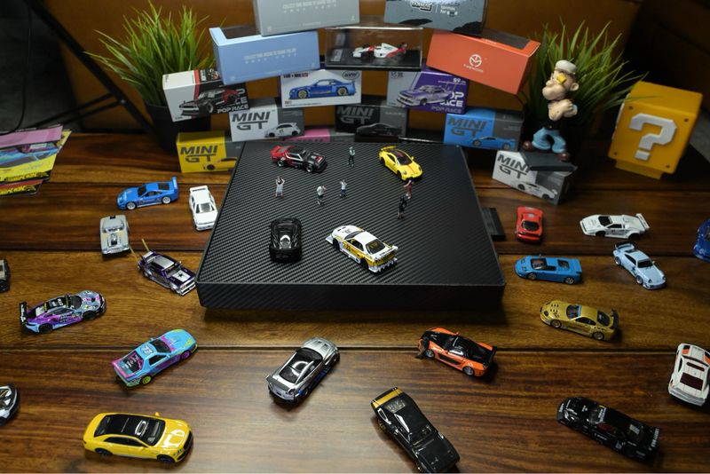 DCM Works 1/64 Scale Model Car Black Carbon Drift Pad Controllable Speed USB Supported