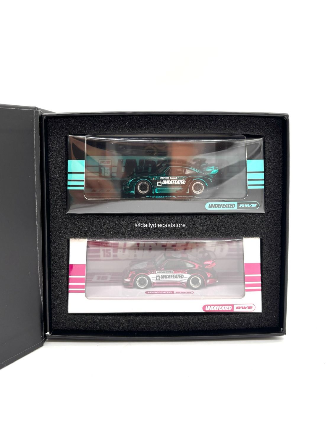 DPLS x UNDEFEATED Porsche RWB Friends & Family Exclusive Chase Box Twin Car Set DPLS x UNDEFEATED Porsche RWB Friends & Family Exclusive Chase Box Twin Car Set