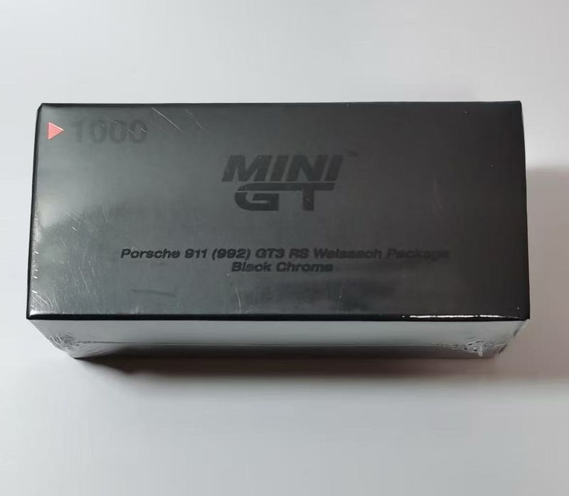 #1000 MINI GT Porsche 911 (992) GT3 RS Weissach Package Black Chrome | Director’s Gift