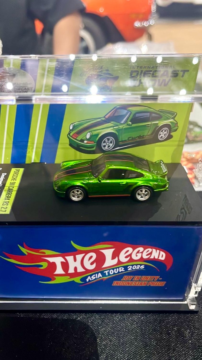 [PREORDER] Porsche 911 Carrera RS 2.7 1/64 Green | 2026 International Diecast Show | The Legend Asia Tour Dinner Exclusive
