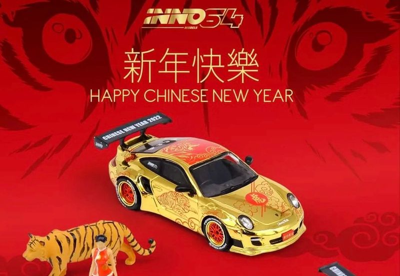 [PREORDER] INNO64 Porsche 997 LBWK with Figurines Year of Tiger Gold Chase | 2022 Chinese New Year