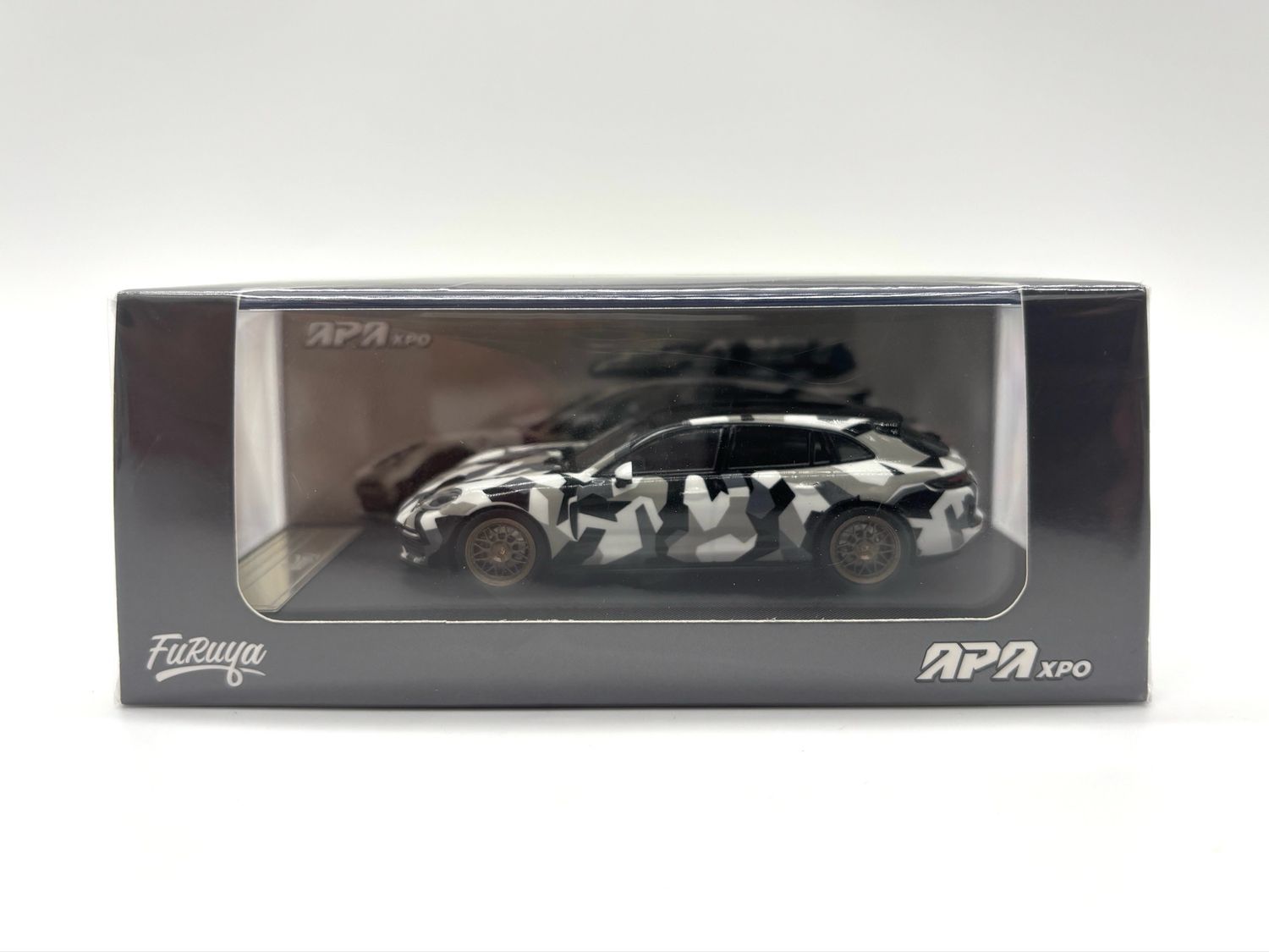 Furuya 1/64 Panamera 971 Camouflage Gray Sport Turismo | 2025 Auto Passion Alliance (APA)