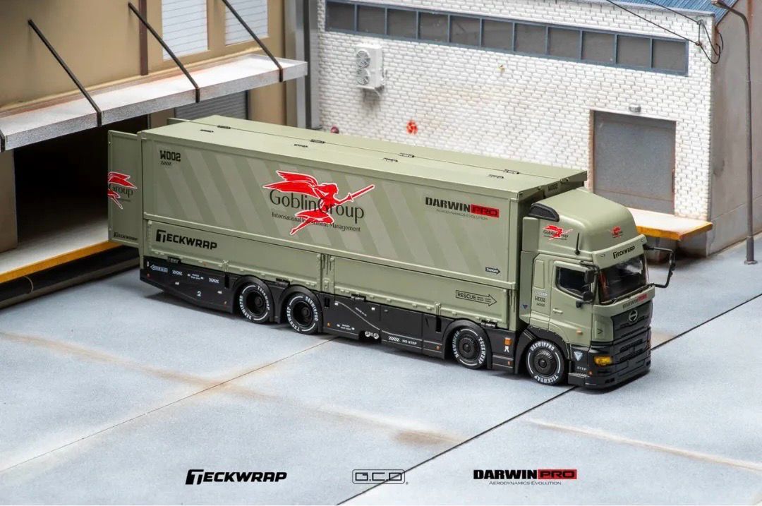 [PREORDER] GCD x DarwinPRO HINO 700 Transporter | 2026 Cool Car Show