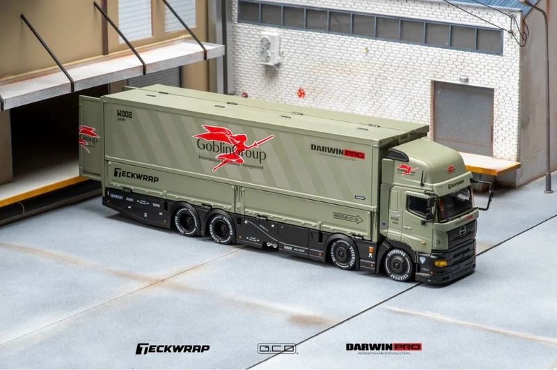 [PREORDER] GCD x DarwinPRO HINO 700 Transporter | 2026 Cool Car Show