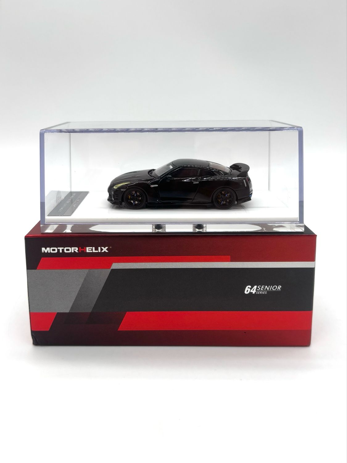 [UNSEALED] Motorhelix 64 Senior Series Nissan GT-R (R35) Customized Black