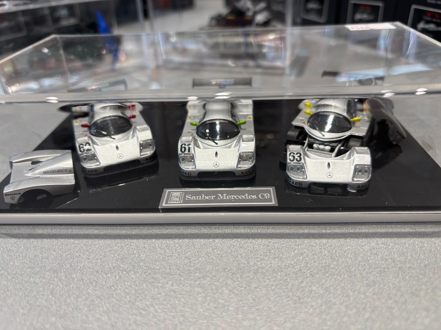 [PREORDER] Yungshing Mercedes Sauber C9 3-Car Set